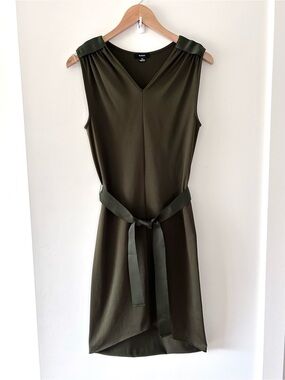 RUDSAK Olive Green V-Neck Belted Dress with Pleating Shoulder Detail | Small